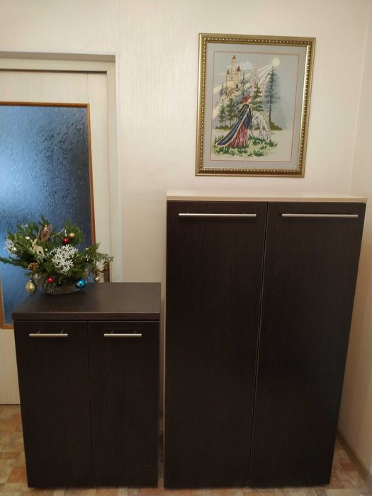 Шафи для офісу, квартири