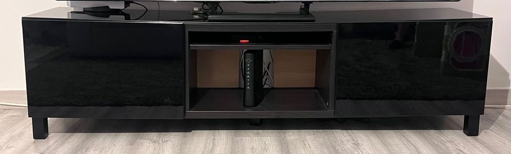 Móvel tv preto IKEA