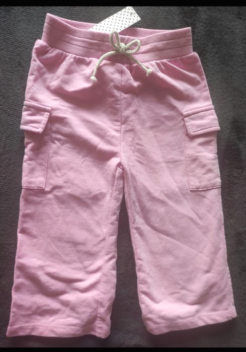 Spodnie dla dziewczynek. Rozmiar 86. Kolor różowy.