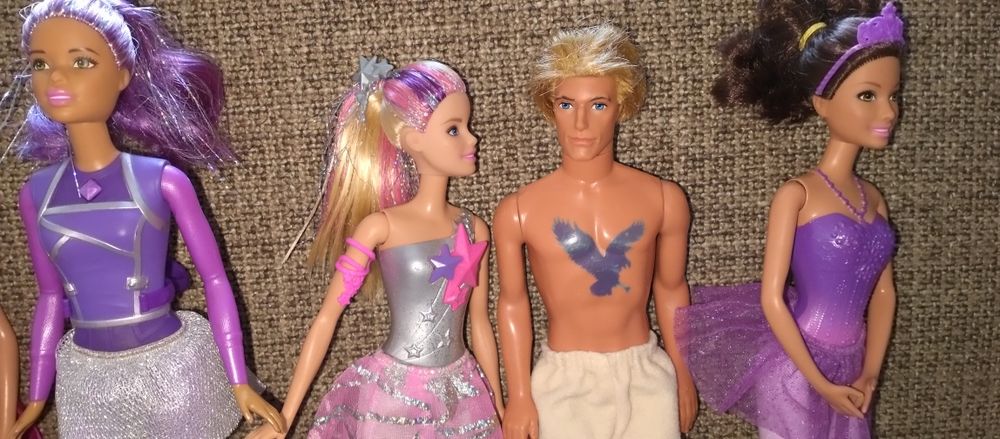 Diversas Barbie e Ken