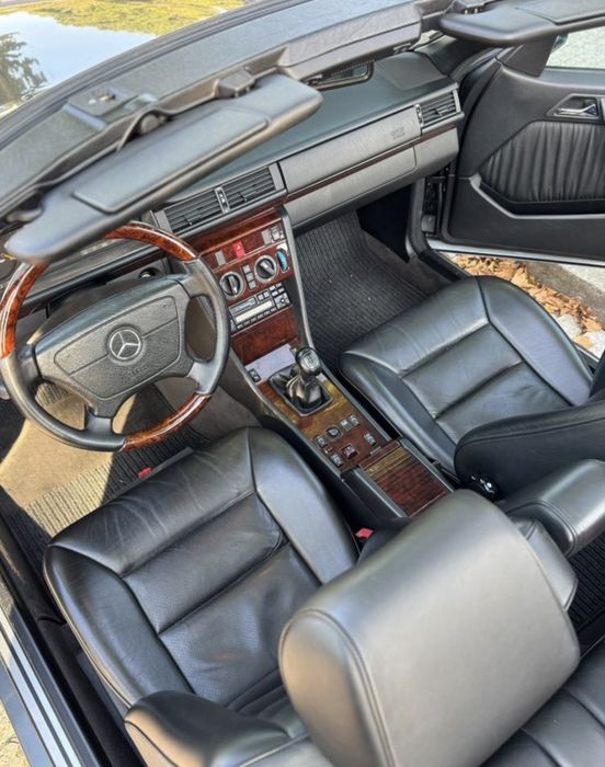 Mercedes w124 E220 cabrio