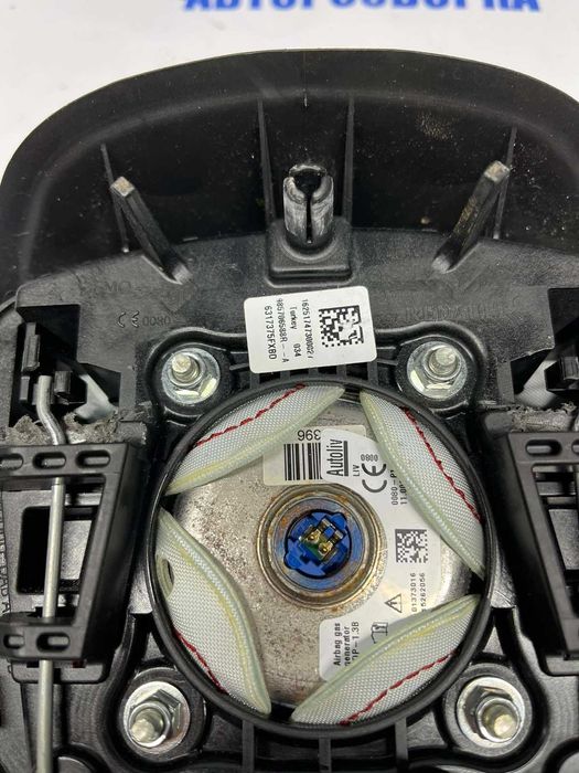 Подушка безпеки водія (airbag) Renault Clio 4 (2012-2019) 985706588R