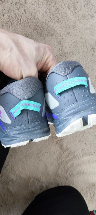 Buty FILA teekkingowe