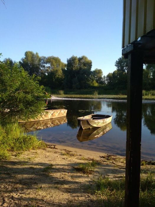 Путешествие в Киеве, домик на берегу