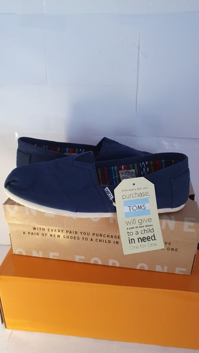 Espadryle męskie nowe Toms Classics rozmiar 42