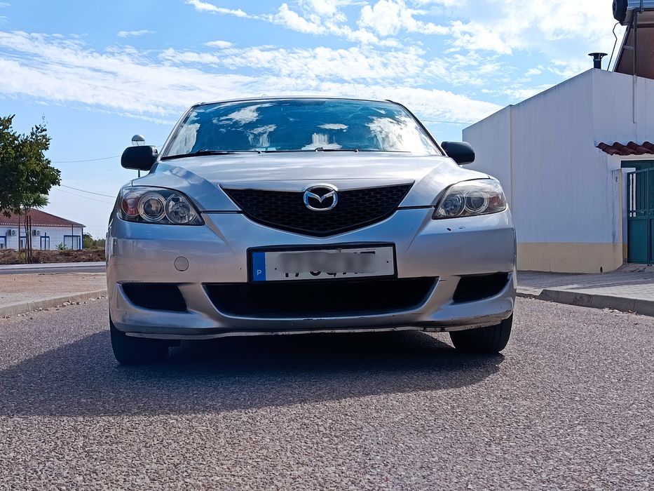 Mazda 3 HATCHBACK de 2004 5 lugares 225mil kms