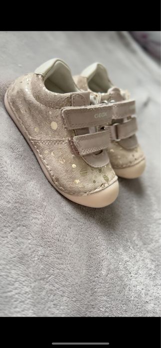 Buty niemowlęce GEOX skóra