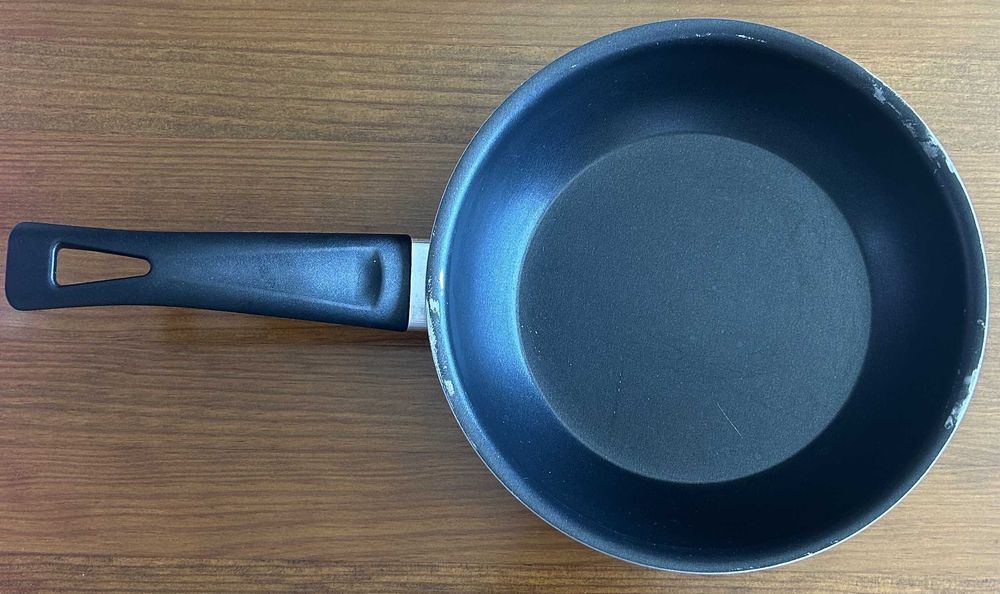 Frigideira 15cm de diâmetro antiaderente