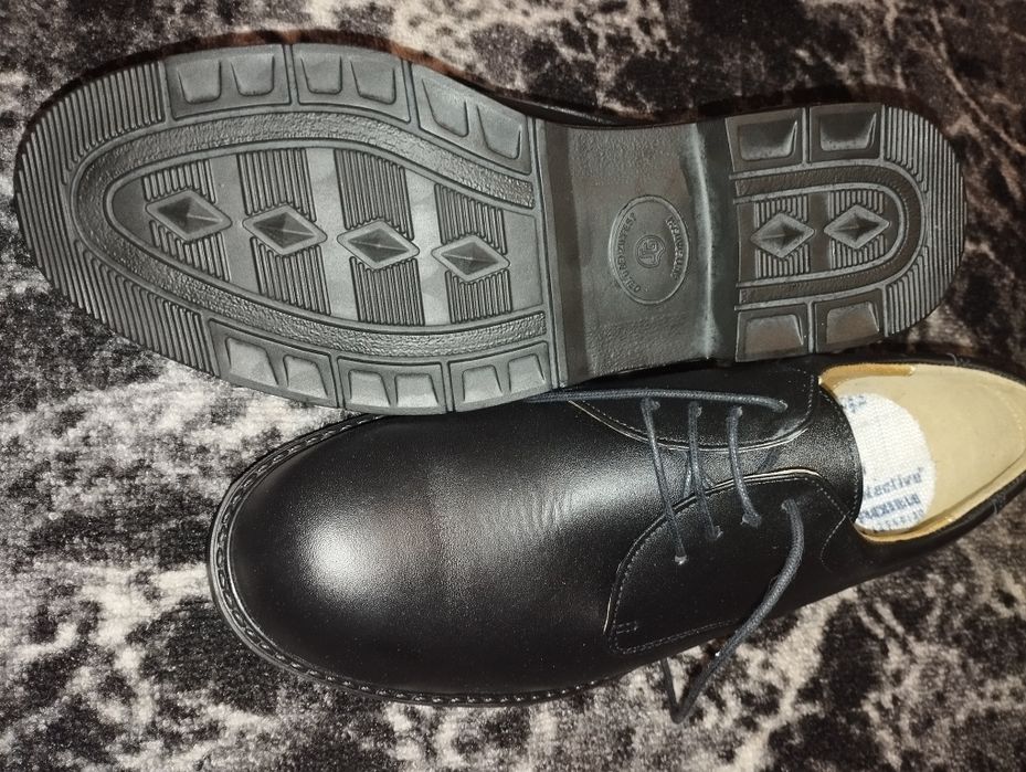 Продам туфлі чоловічі