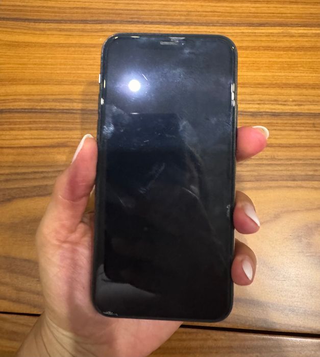 iPhone 11 Pro bom estado