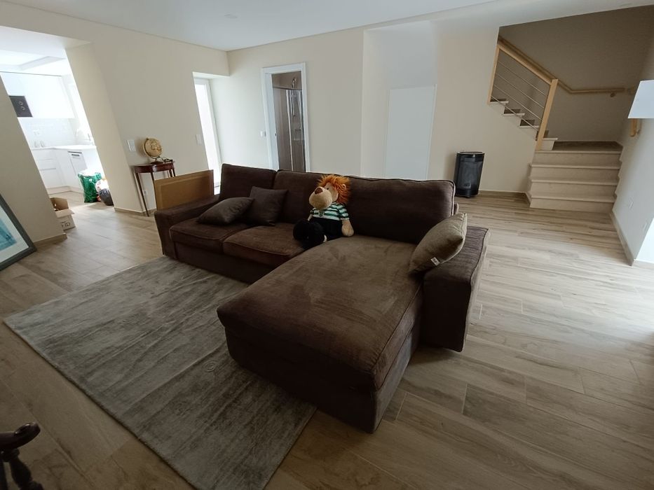 Fazemos Limpeza de  casas, apartamentos, escritórios.