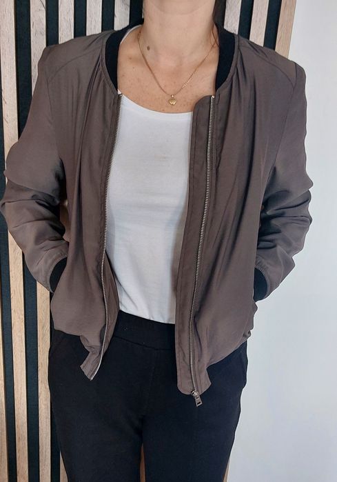 Kurtka bomberka khaki New Look