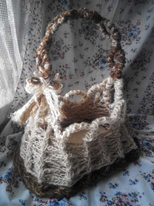 Пасхальная корзина из джута