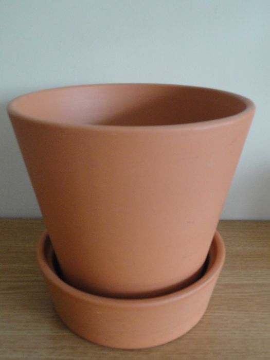 donice gliniane /  osłonki /  doniczki ceramiczne