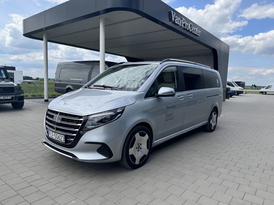 Mercedes-Benz Klasa V Exclusive, zawieszenie Airmatic, napęd 4Matic, webasto,