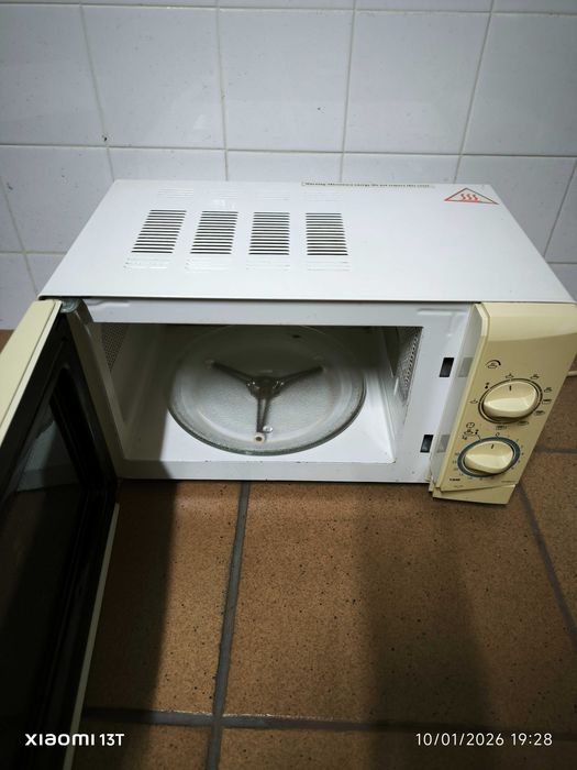 Micriondas Sanyo 700W