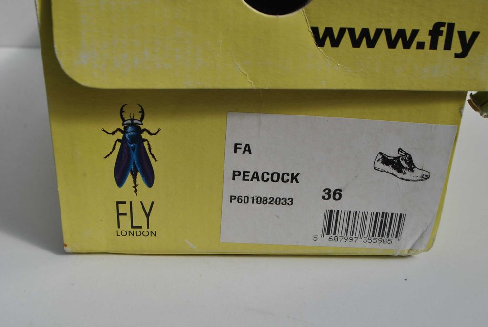 Półbuty Fly London
