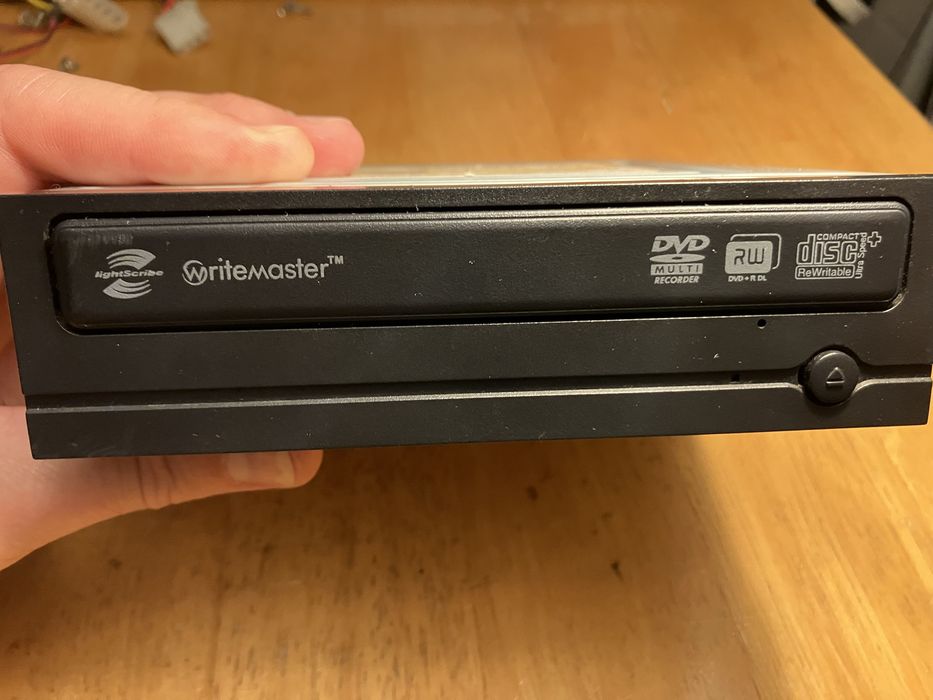Leitor/Gravador de CD/DVD