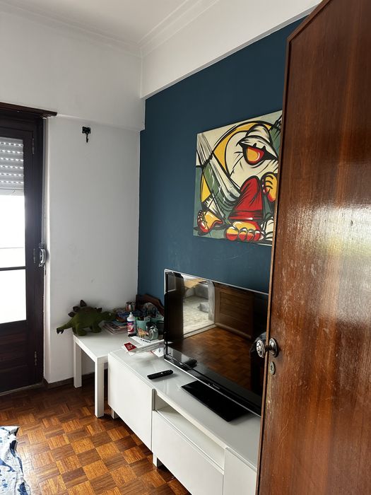 Arrendo quarto na amadora