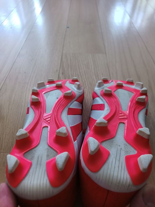 Buty piłkarskie ADIDAS PREDATOR CLUB r.38