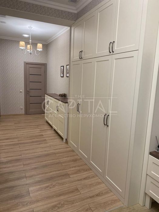 Аренда бул. Леси Украинки,отопление,вода есть лифт работает