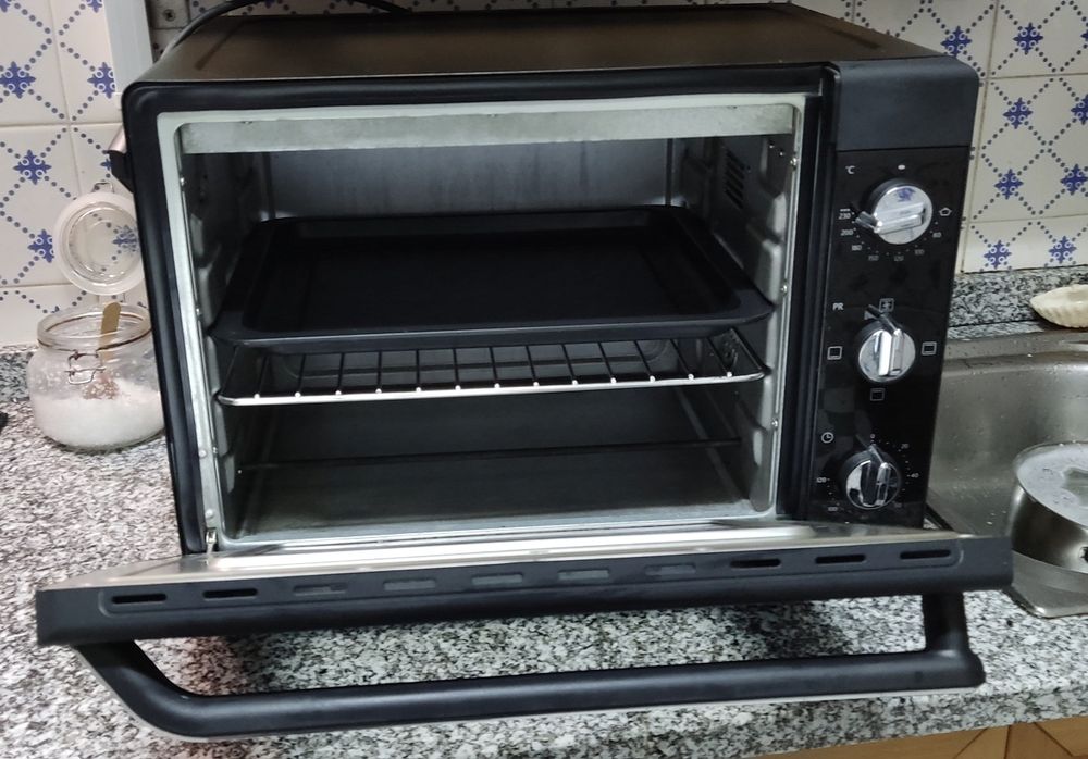 Forno elétrico Delonghi
