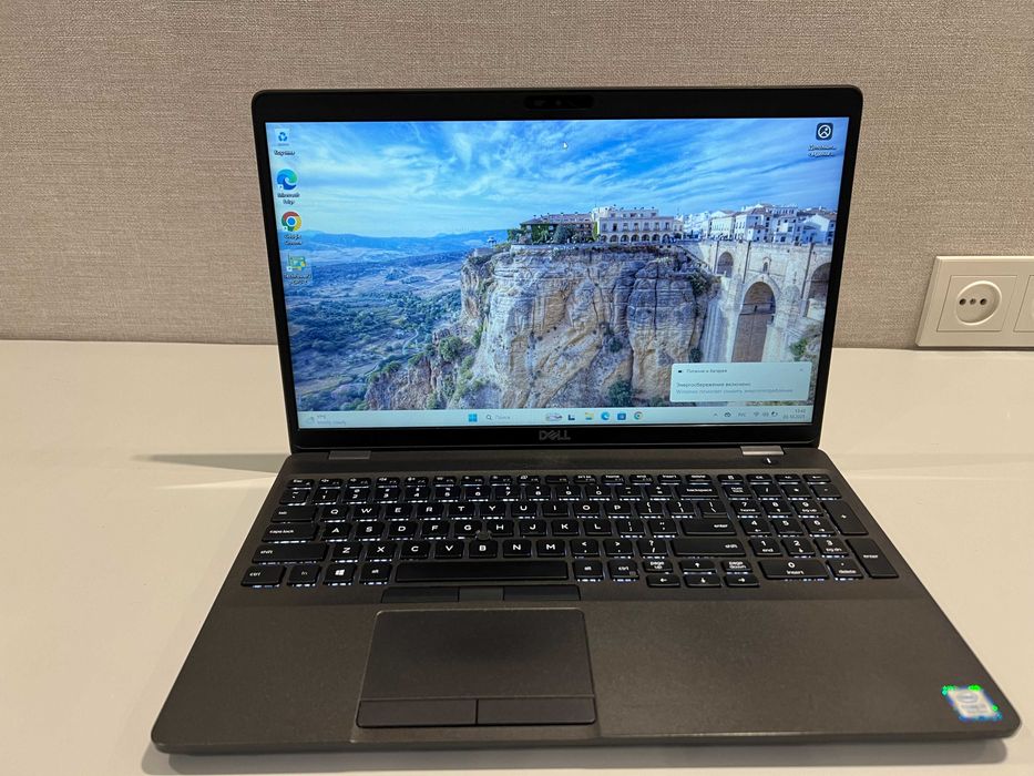 Ноутбук Dell Precision 3540 - 15 HD/i7-8665U/8Gb/256Gb/Radeon Pro 2Gb