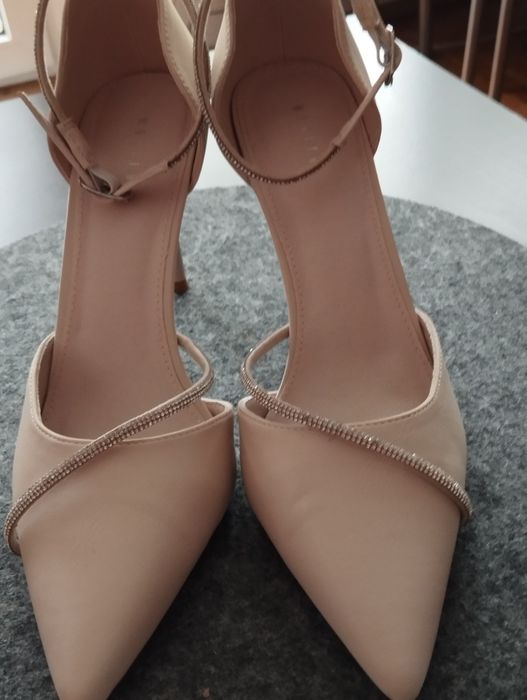 Czółenka damskie na szpilce
