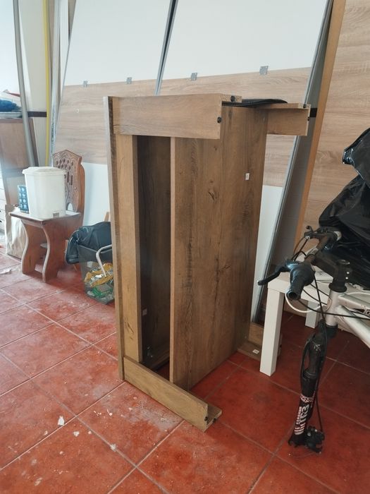 Vendo móvel de centro de sala