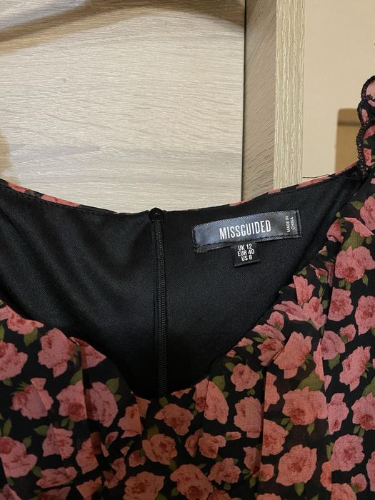 Długa sukienka Missguided
