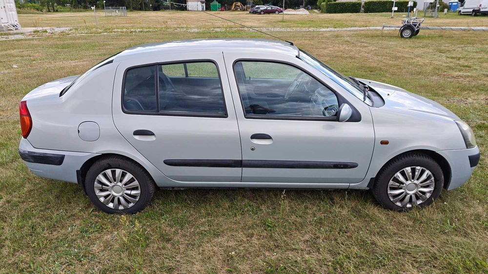 Renault Thalia 1.4, 141 tyś km, 2002 rok