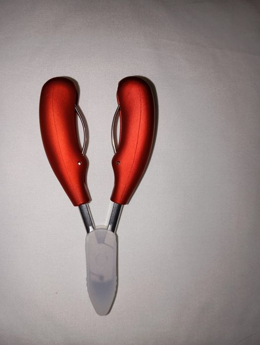 Кусачки для ногтей