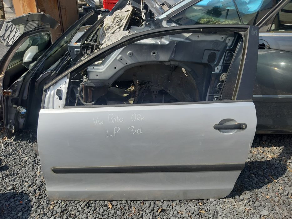 Volkswagen Polo 9n 02r. Drzwi lewy przód 3d