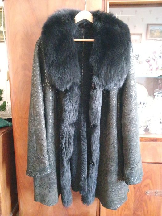 Дублянка, натуральна шіра з лазерним покриттям т песцовим коміром