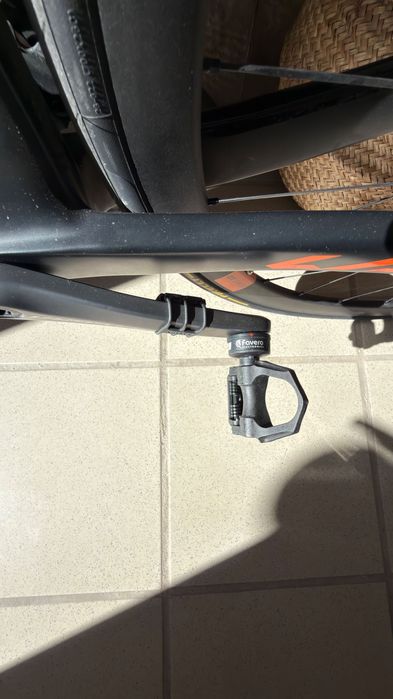 KTM Lisse Aero Di2| DT Swiss PR1600 | Assioma UNO + Garmin 530