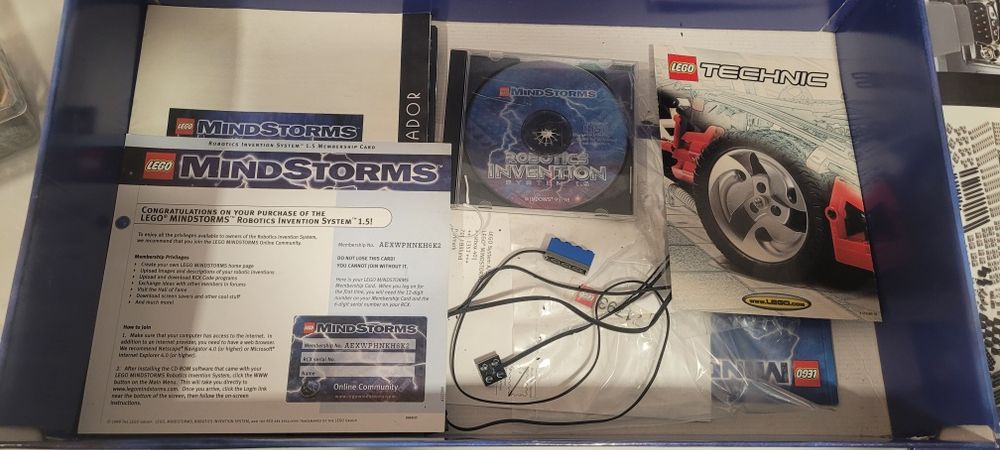 Lego Mind Storms Robotics Inventions 1.5477254825752012804