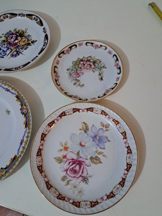 Pratos porcelana