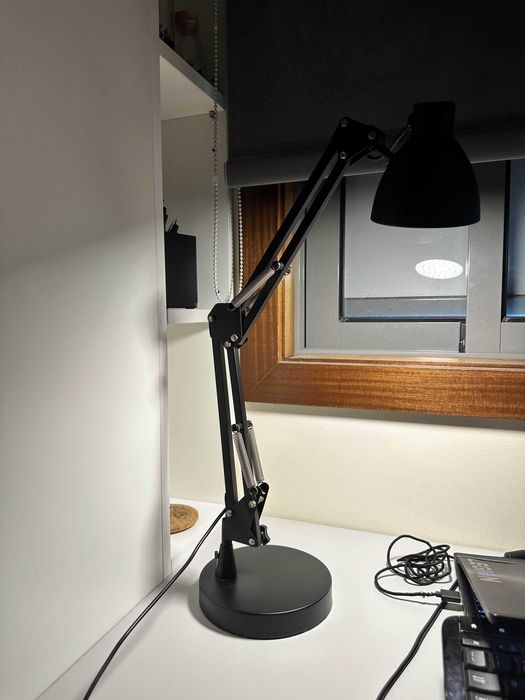 Adjustable Black Lamp
