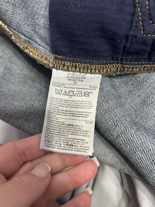 Джинси gap вузькі