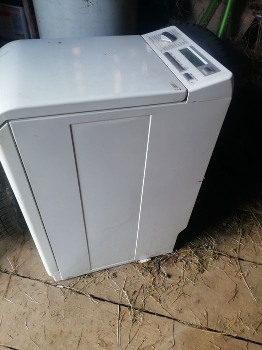 Продам пральну машинку АЄК