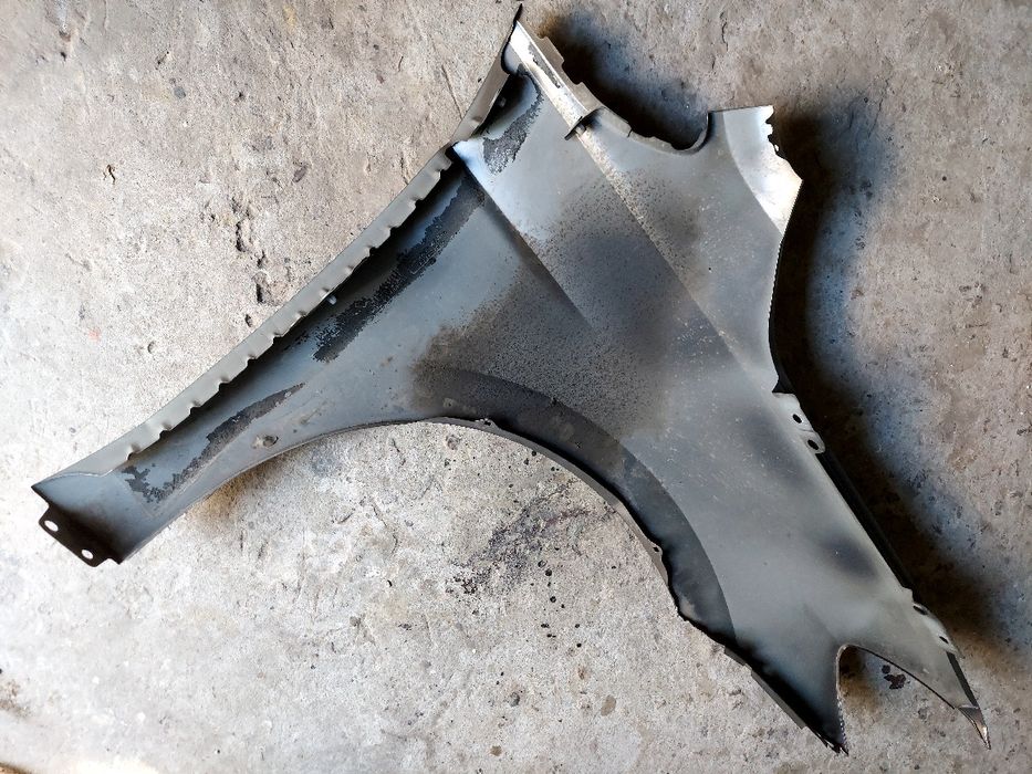 Крило ліве Golf sportsvan