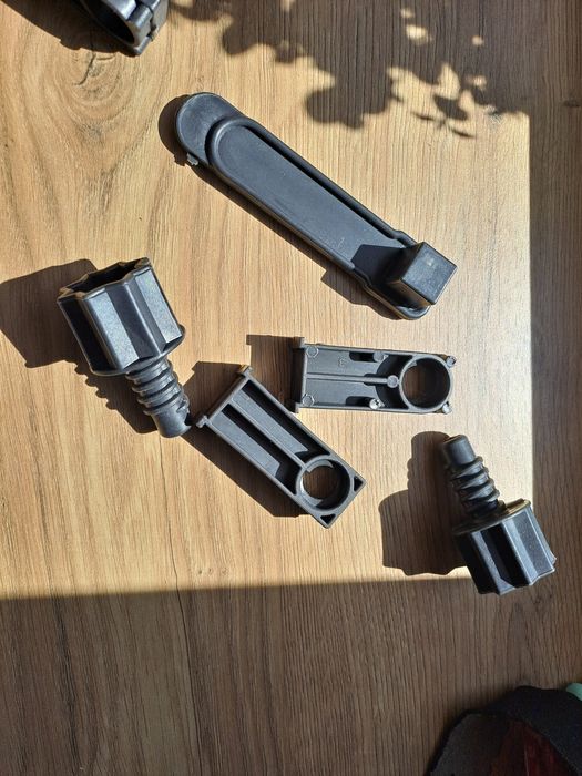 Części mebli i śruby Keter Alibert