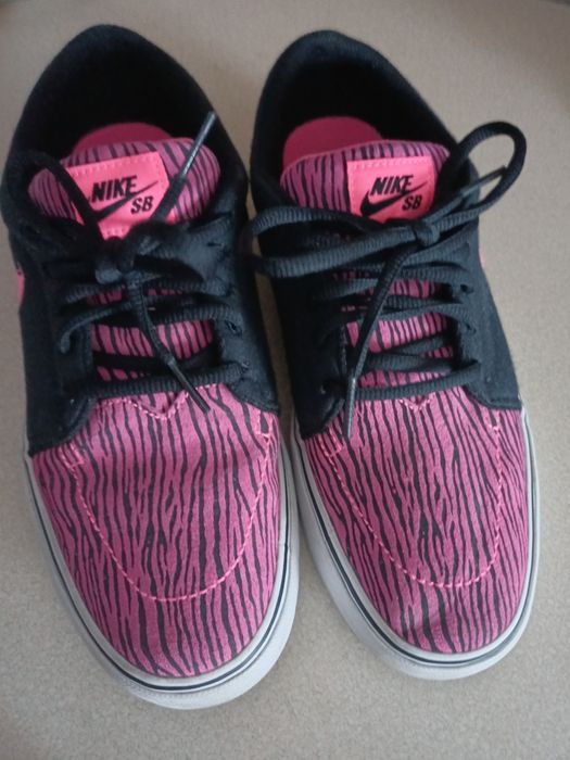 Nike bdb stan damskie