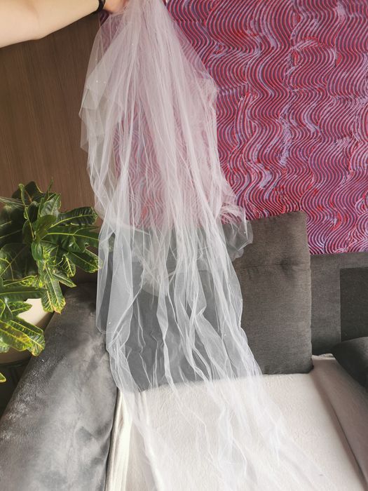 Suknia ślubna z kołem