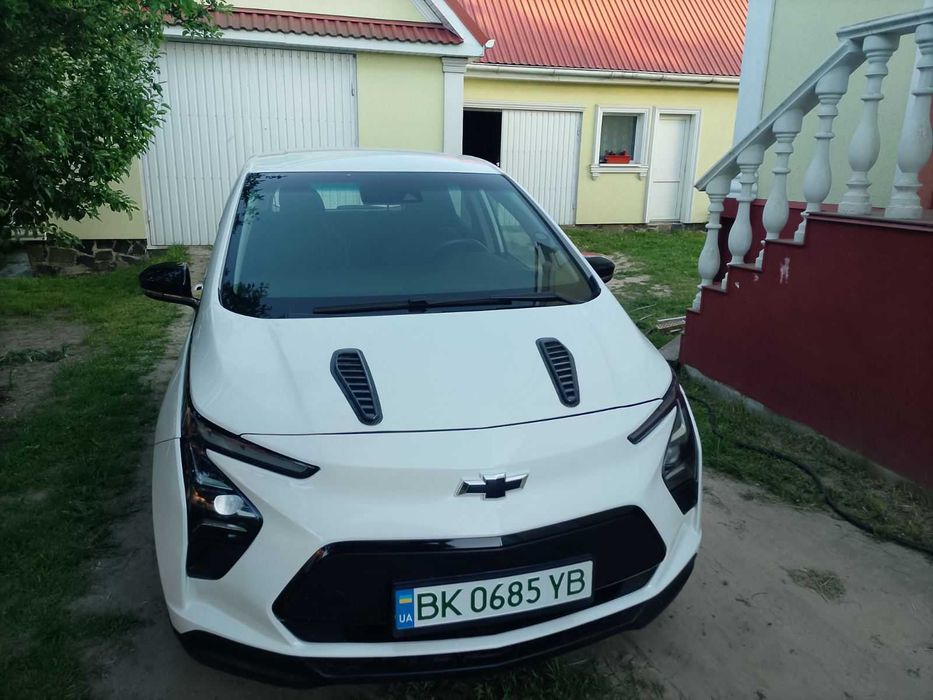 Продам Chevrolet Bolt EV 1LT