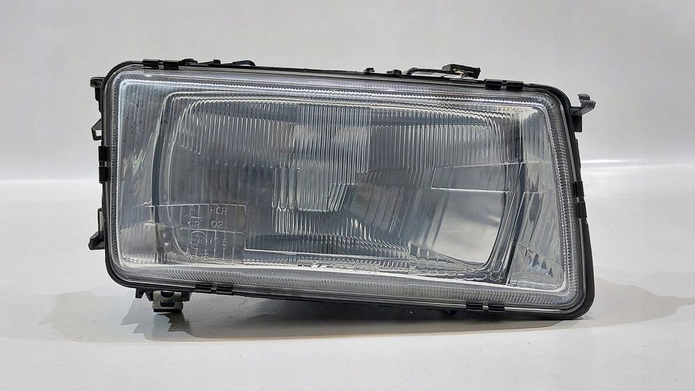 lampa reflektor przód prawy audi 80 b3 86-91r. 20-5083
