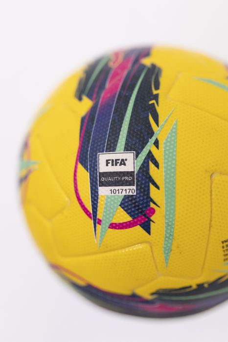 Bola futebol de jogo autografada