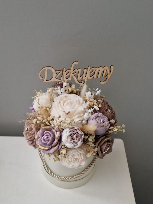 Flower box candle w pudełku