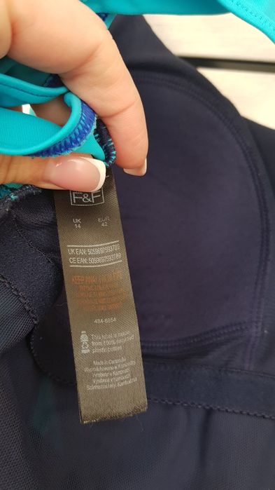 Стильный спортивный купальник спортивний слитный суцiльний совместный