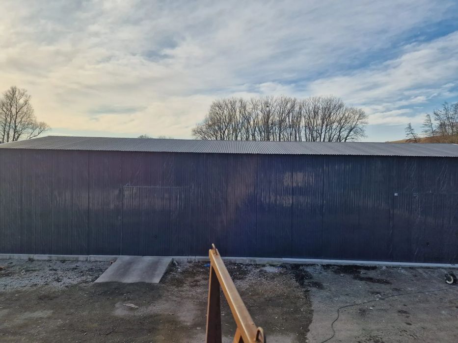 Hala magazyn wiata 20x8 brama garażowa dwuskrzydłowa